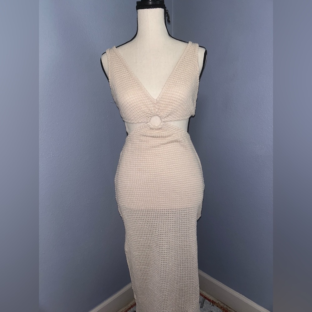 Never been worn!! beach coverup size small shein